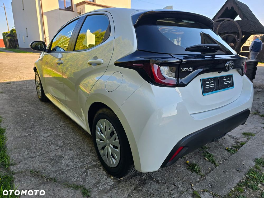 Toyota Yaris Hybrid 1.5 Selection Style - 6