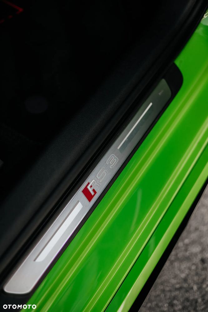Audi RS3 Limousine - 6