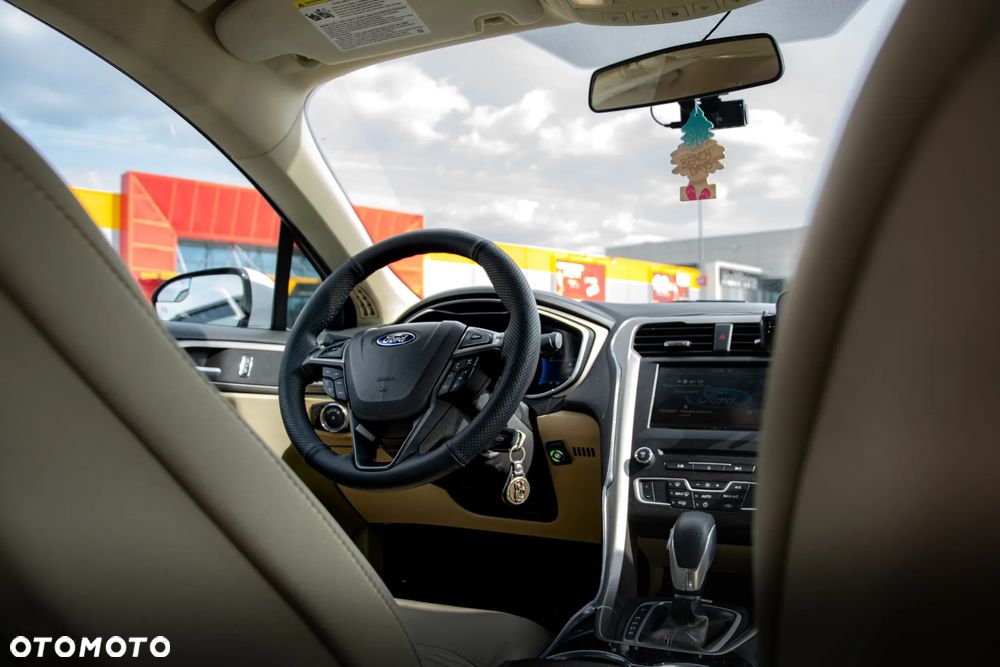Ford Fusion - 6