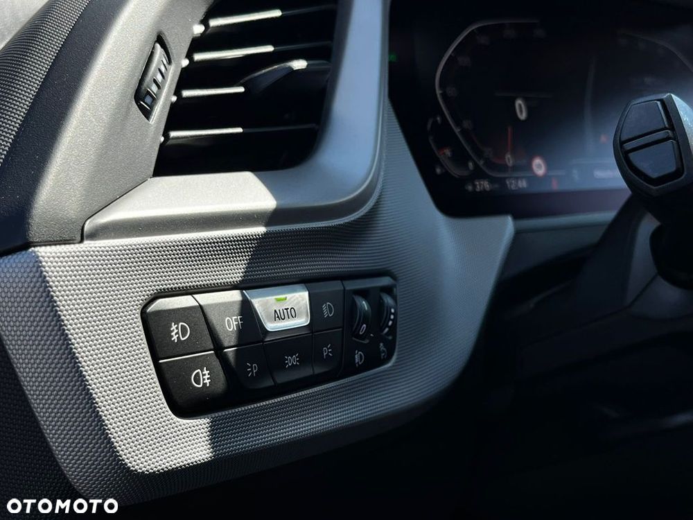 BMW Seria 1 118i Advantage - 16