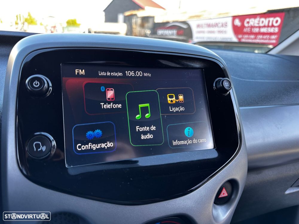 Toyota Aygo 1.0 X-Clusiv Black - 28