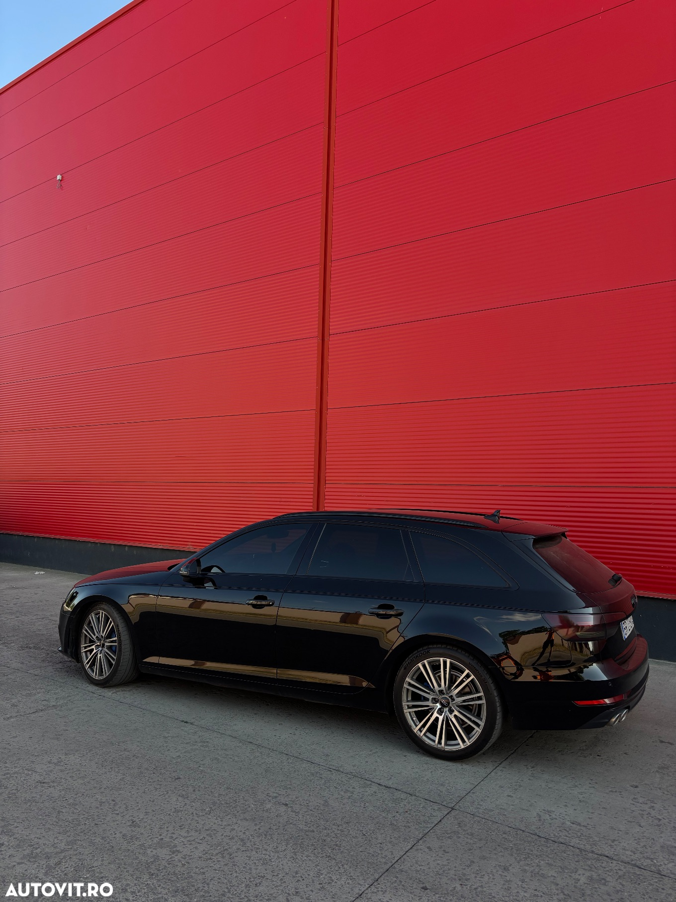 Audi A4 Avant 2.0 TDI S tronic Design - 3