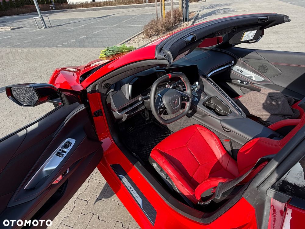 Chevrolet Corvette - 14