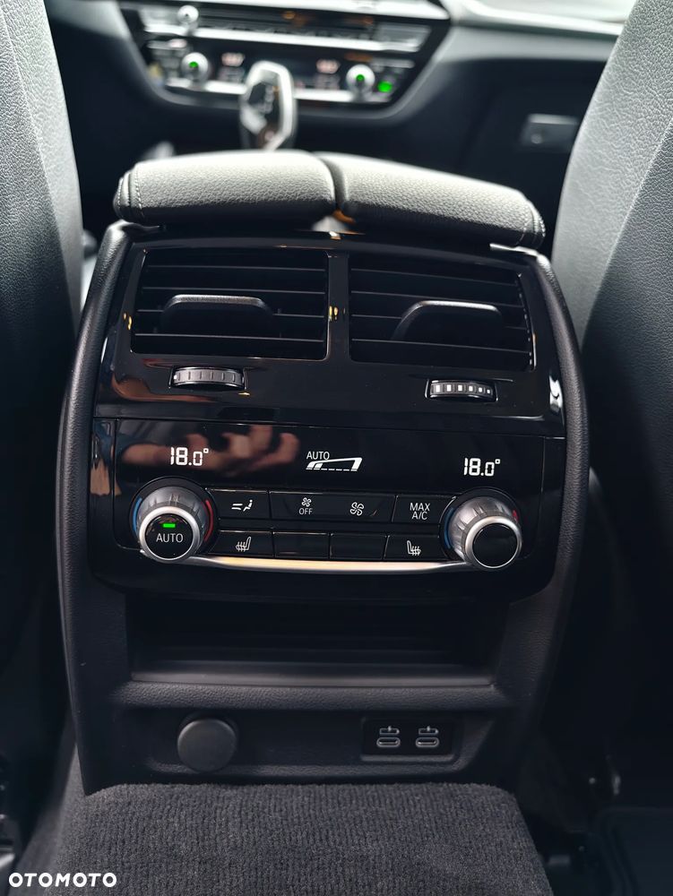 BMW Seria 5 540d xDrive Luxury Line - 30