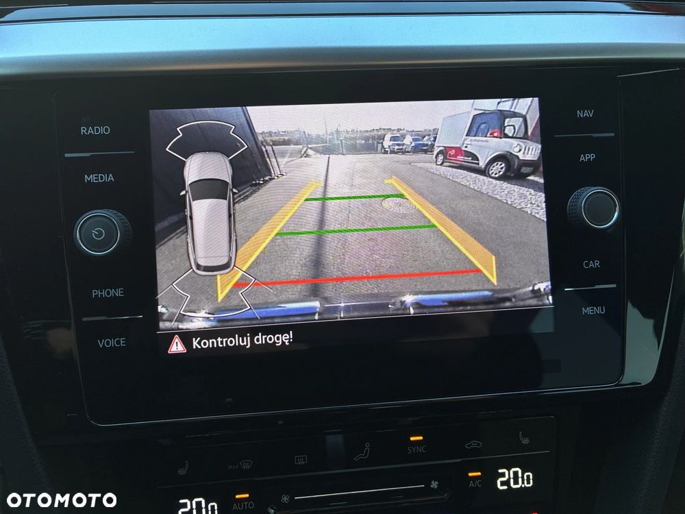 Volkswagen Arteon 2.0 TDI R-Line DSG - 24