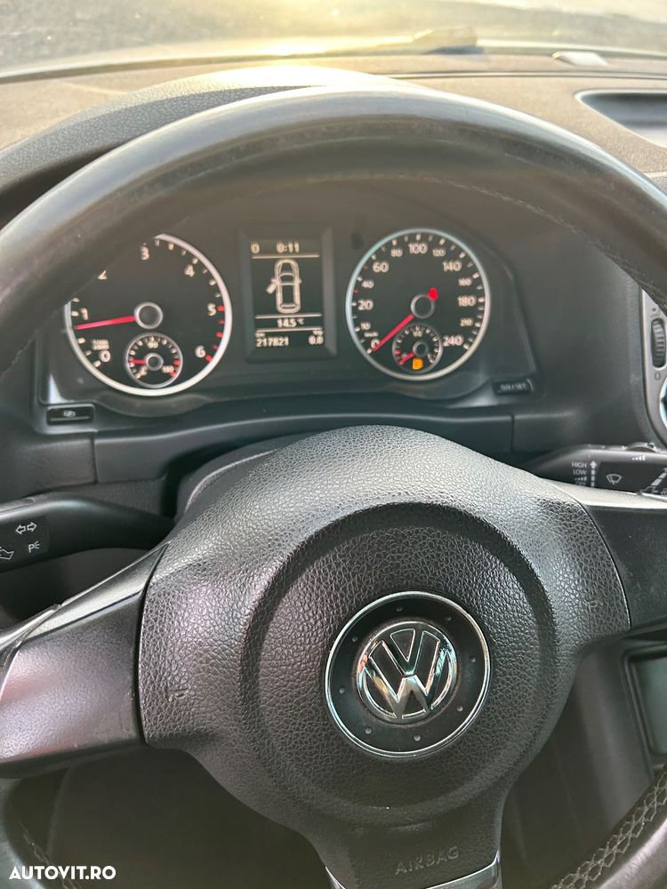 Volkswagen Tiguan - 15