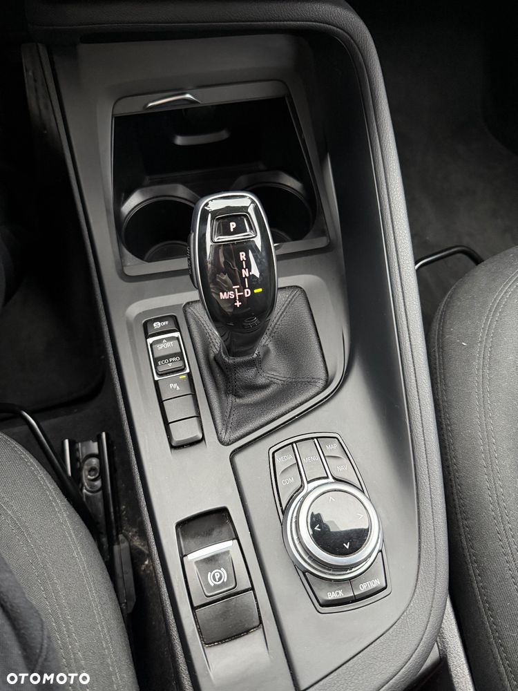 BMW X1 sDrive20i - 13