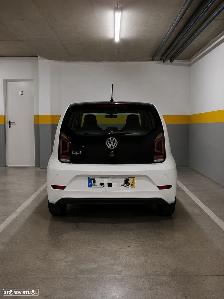 VW e-Up! - 3