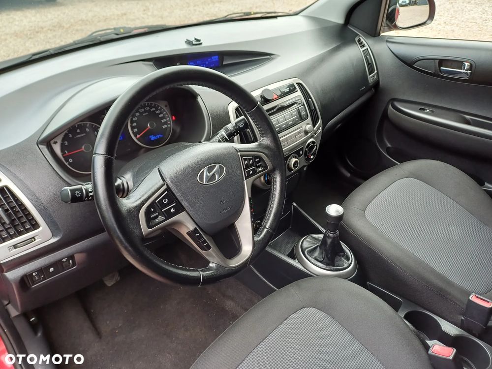 Hyundai i20 1.2 Intro Edition - 15