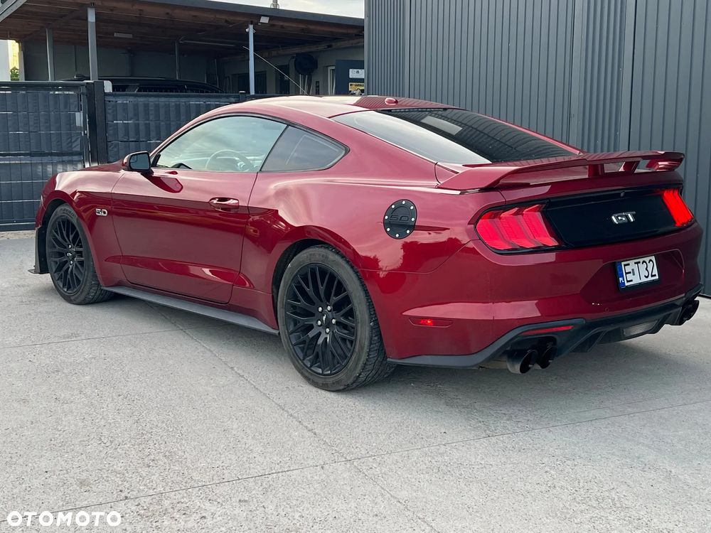 Ford Mustang - 6