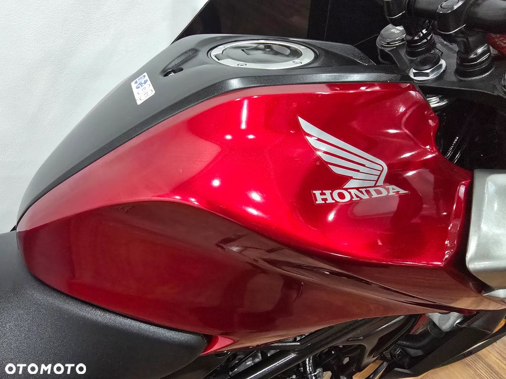 Honda CB - 23