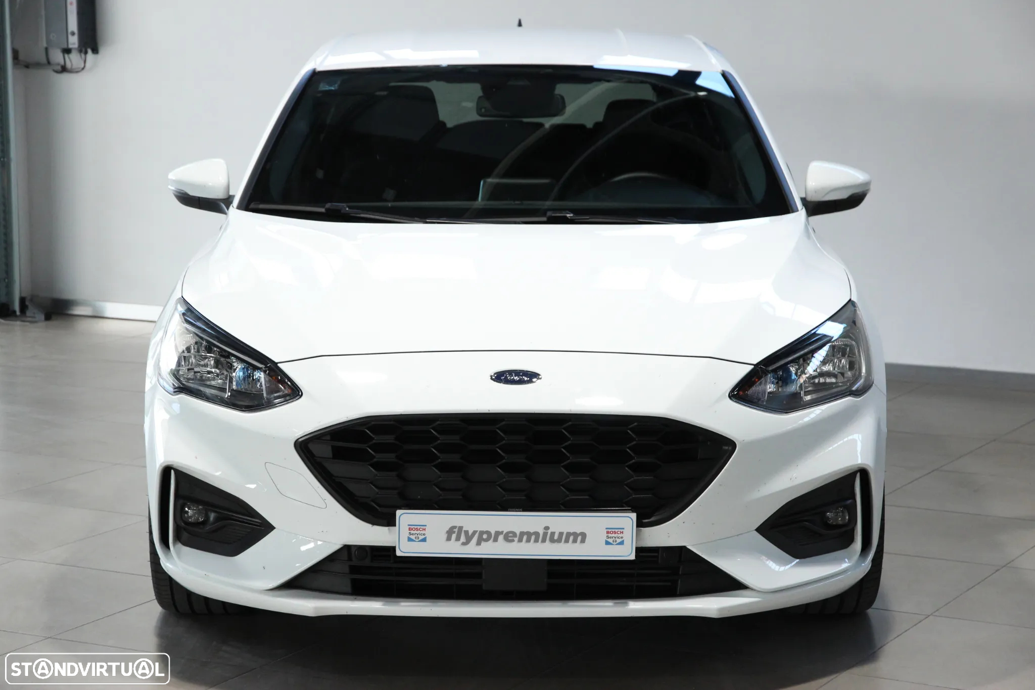 Ford Focus 1.0 EcoBoost MHEV ST-Line - 2