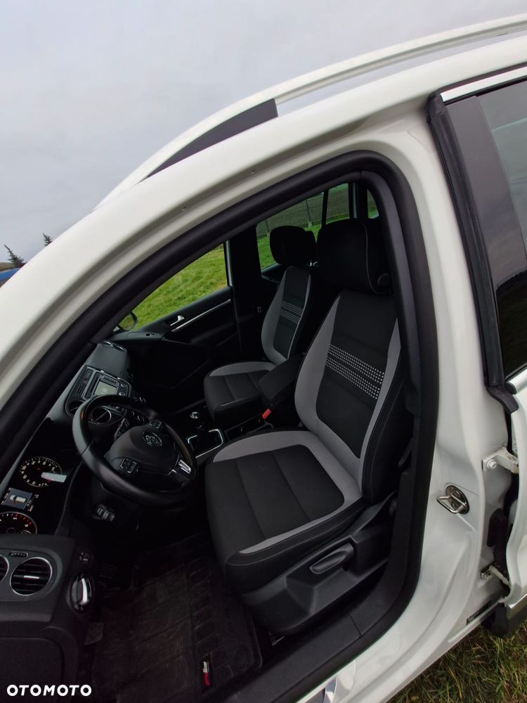 Volkswagen Tiguan - 11
