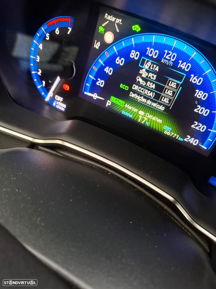 Toyota Corolla Touring Sports 1.8 Hybrid Comfort+P.Sport - 14