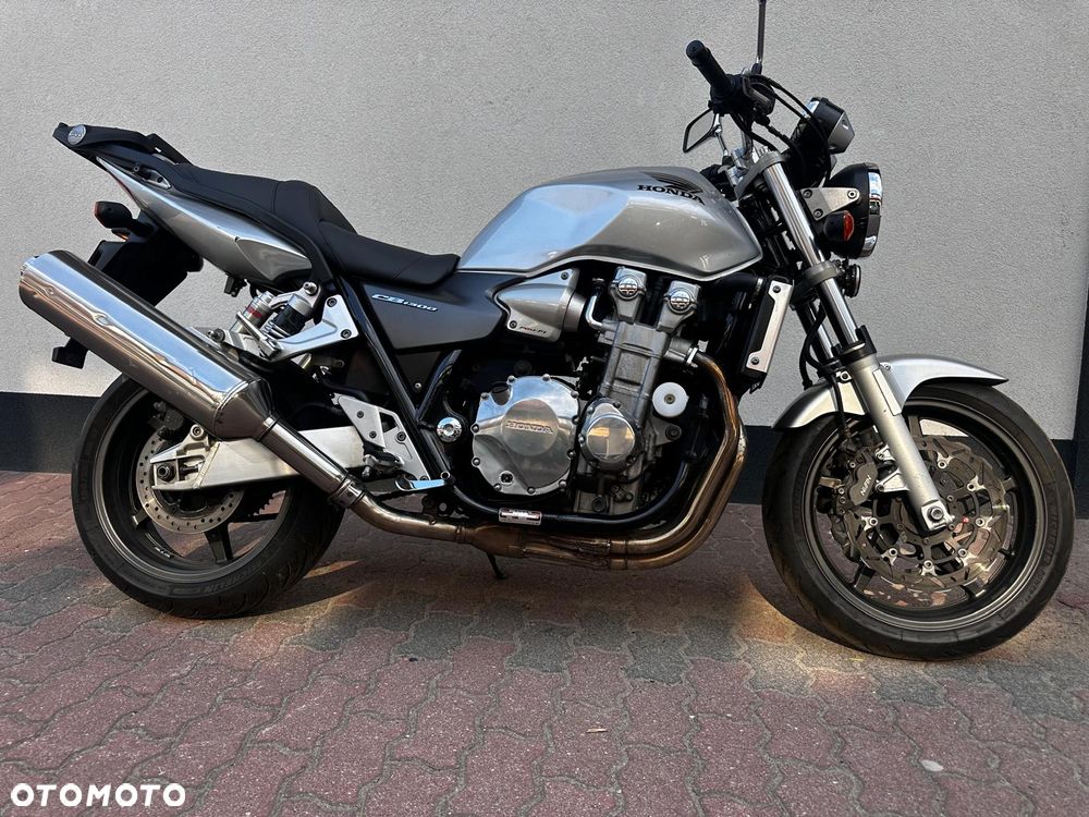 Honda CB - 2