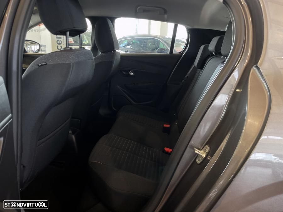 Peugeot 208 1.2 PureTech Active Pack - 22
