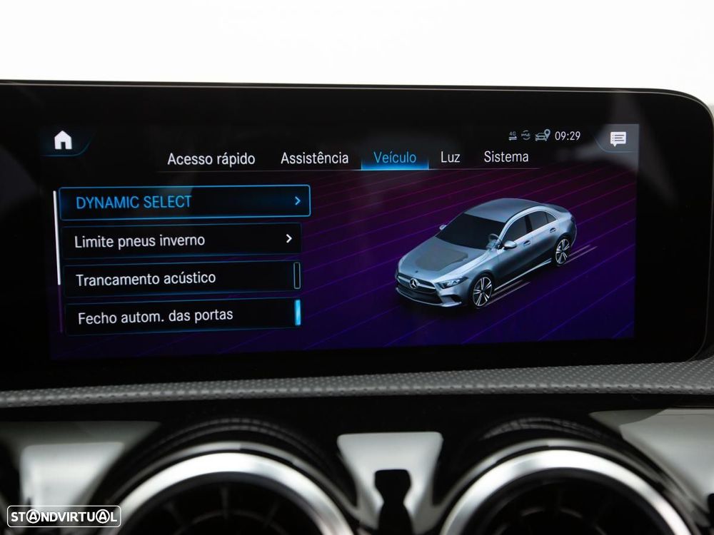 Mercedes-Benz A 250 Limousine e Style Plus - 33