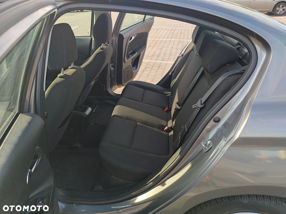 Fiat Tipo 1.4 16V Easy - 13
