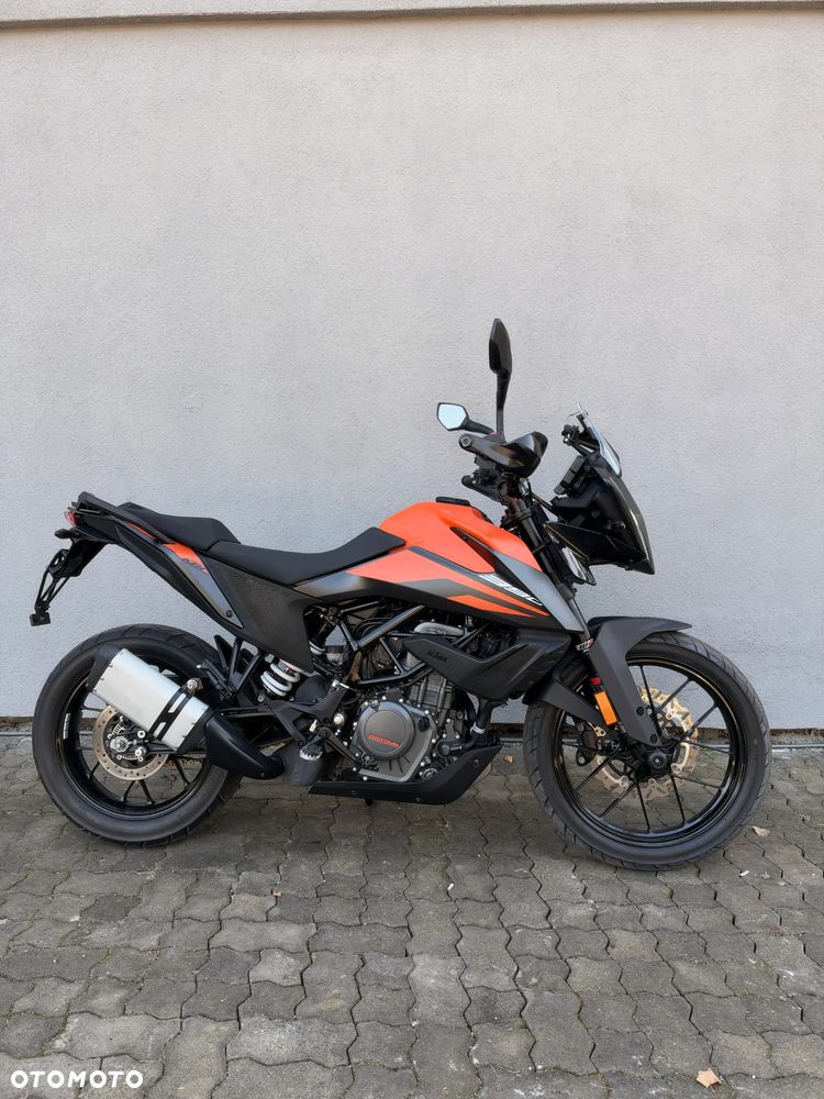 KTM Adventure 390 - 39