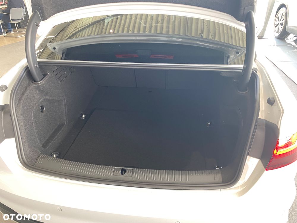 Audi A4 Limousine 40 TFSI mHEV Quattro S Line S tronic - 15