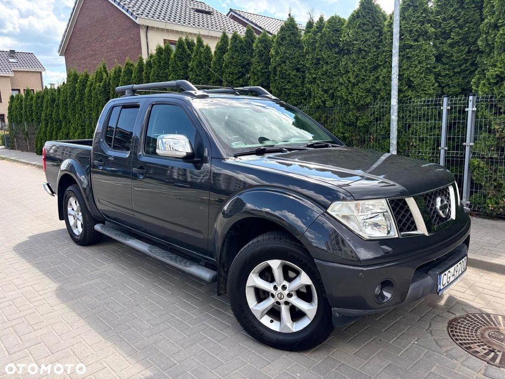 Nissan Navara 2.5 D LE - 9