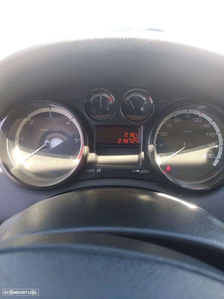 Peugeot 308 SW 1.6 HDi Executive - 6