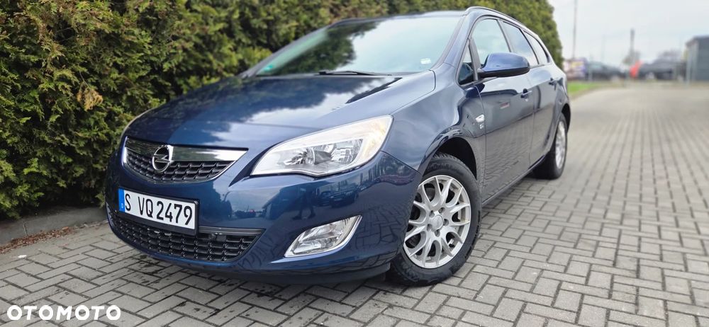 Opel Astra 1.6 Turbo 150 Jahre - 3