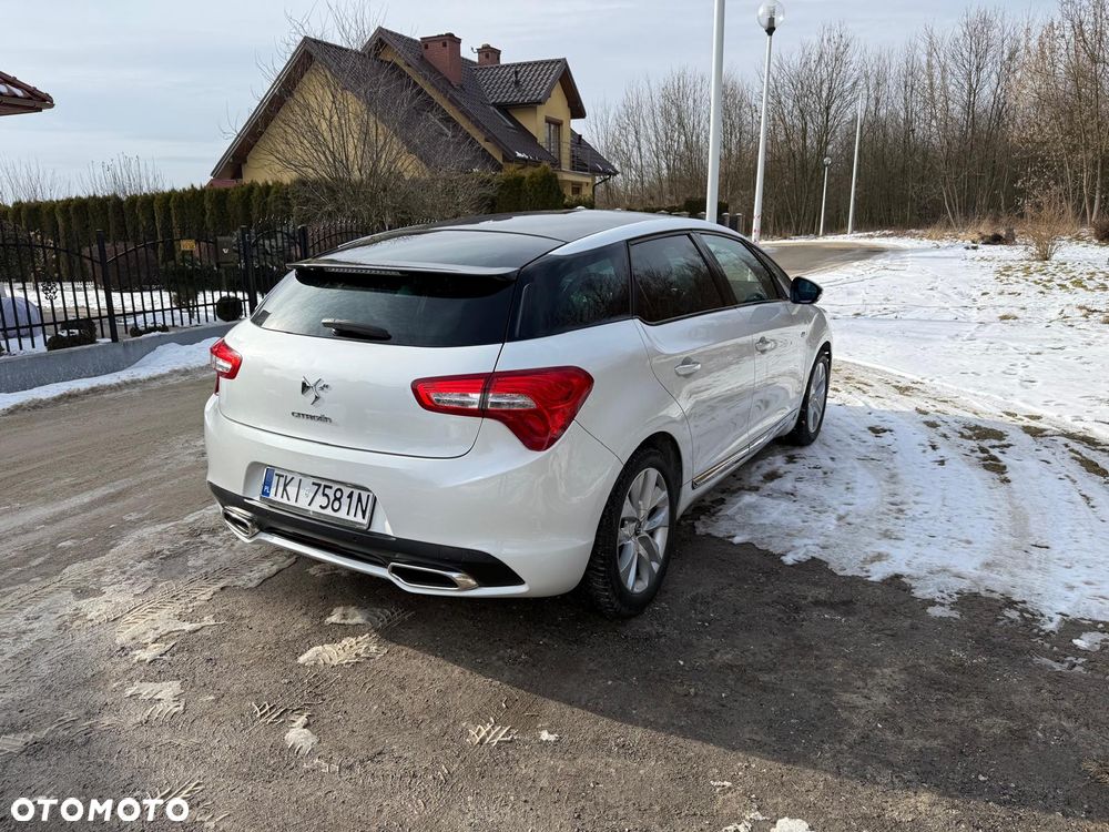 Citroën DS5 2.0 HDi Hybrid4 SoChic MCP - 4