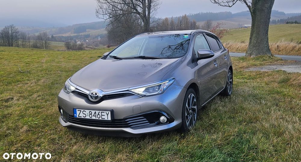 Toyota Auris 1.2 T Dynamic - 2
