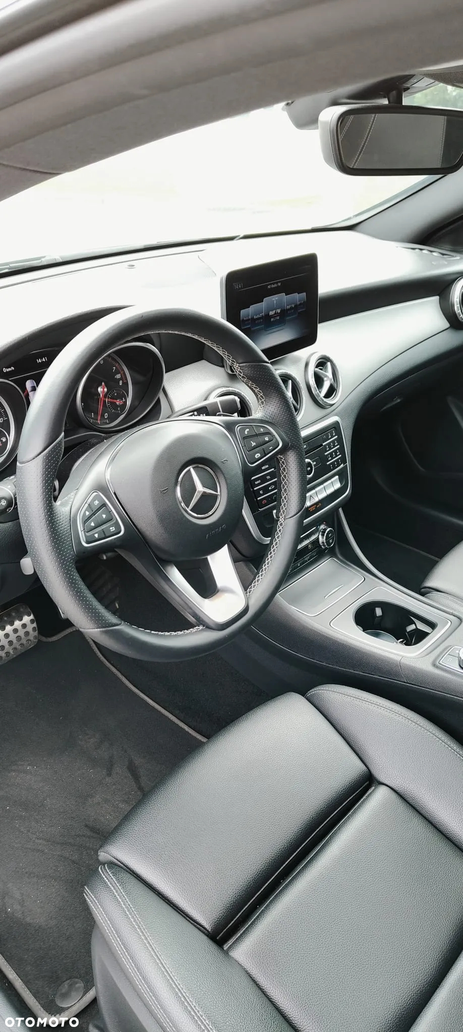 Mercedes-Benz CLA 250 7G-DCT - 10