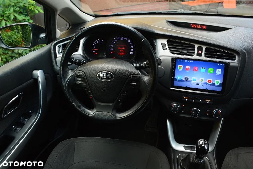 Kia Ceed 1.6 GDI L Business Line - 24