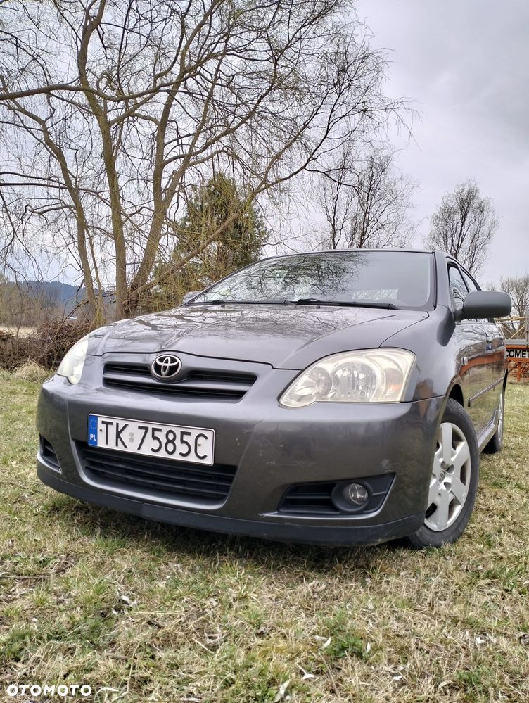 Toyota Corolla 2.0 D-4D Executive - 9