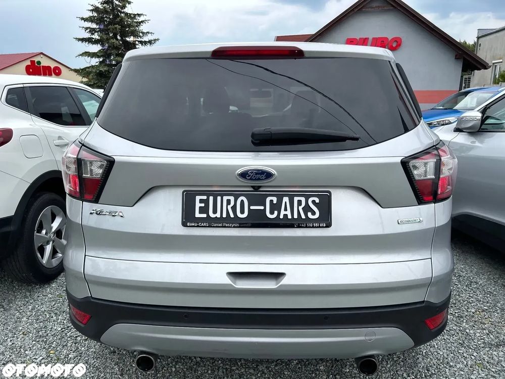 Ford Kuga 1.5 EcoBoost 2x4 Black & Silver - 5
