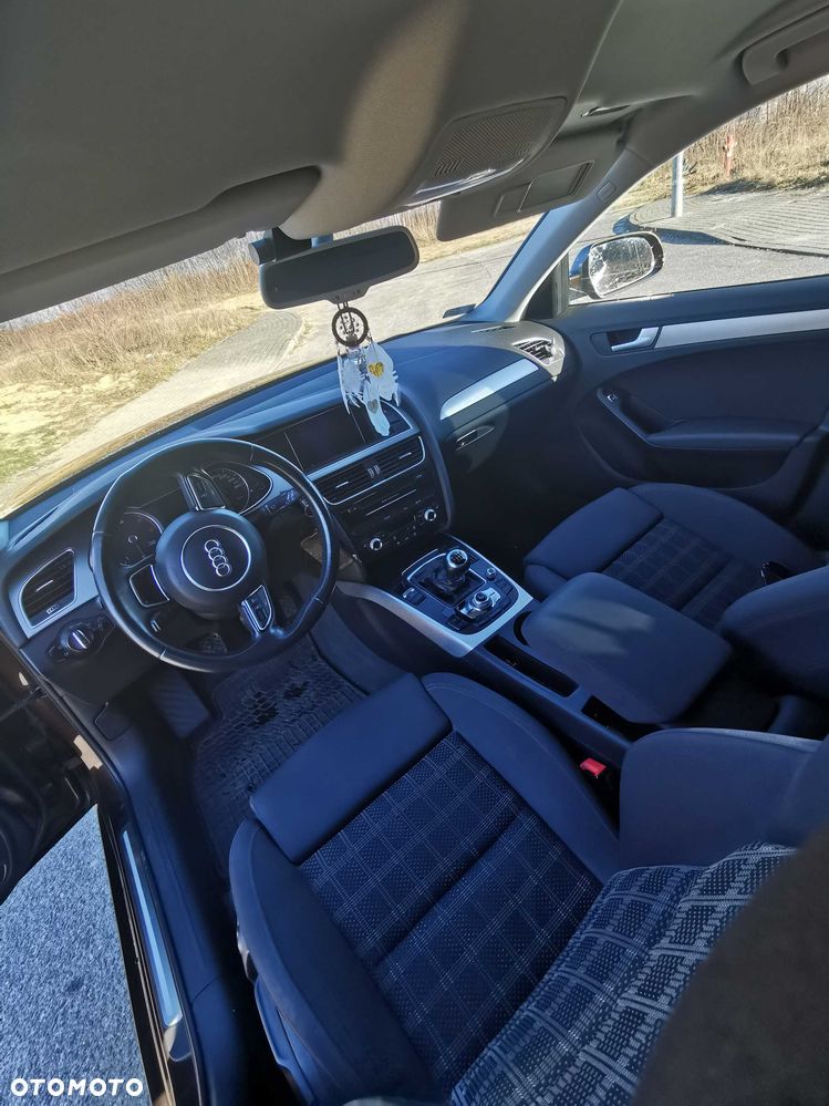 Audi A4 Avant - 4
