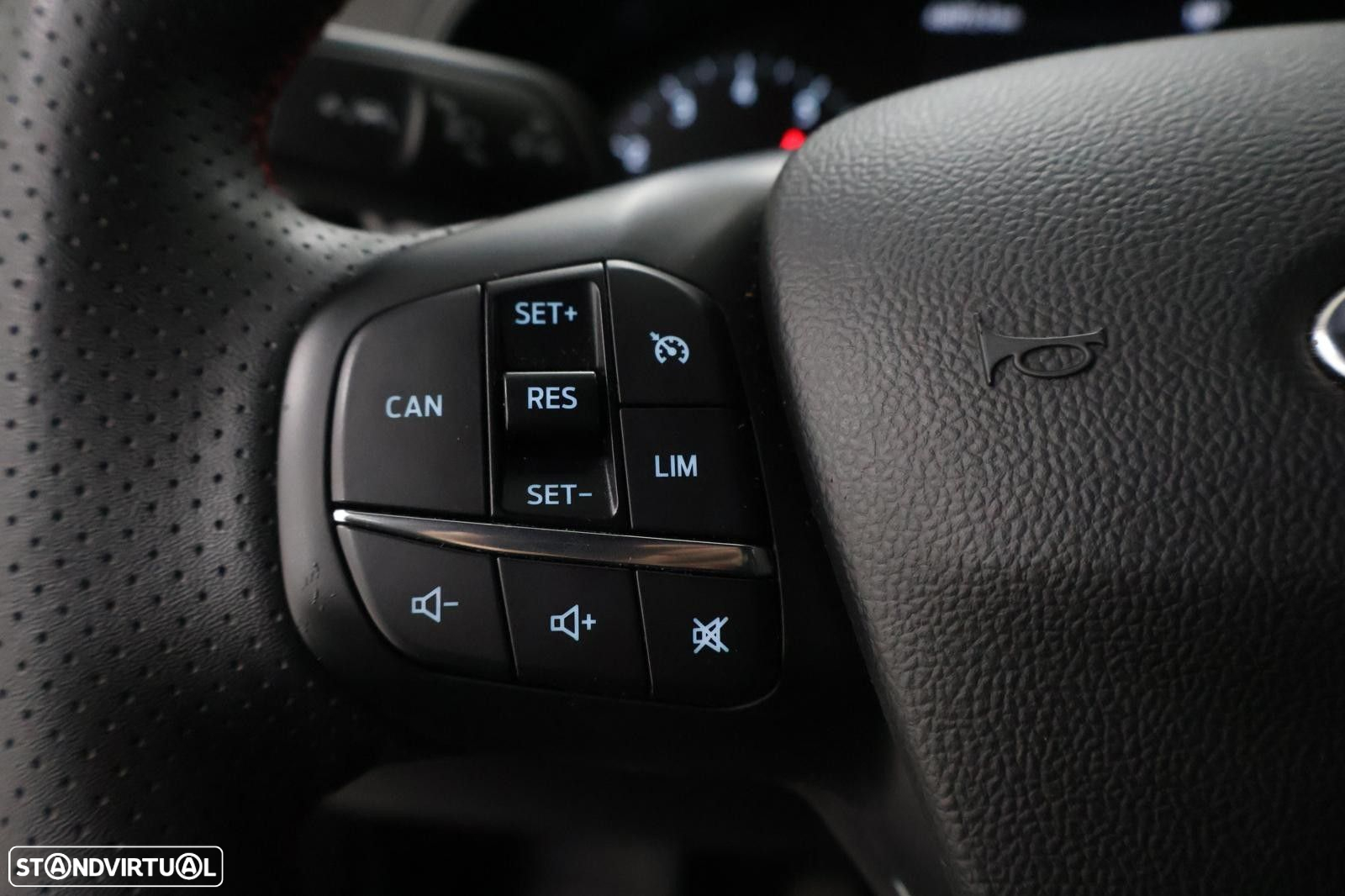 Ford Focus SW 1.0 EcoBoost MHEV ST-Line - 17