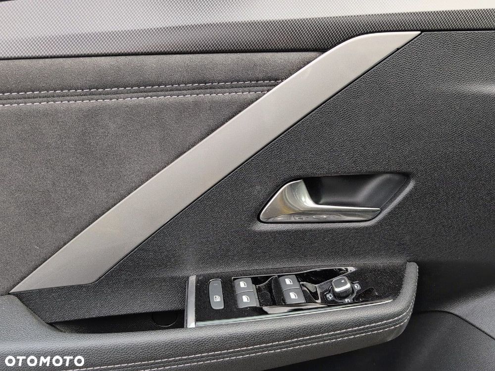 Opel Astra VI 1.2 T mHEV Ultimate S&S eDTC - 13