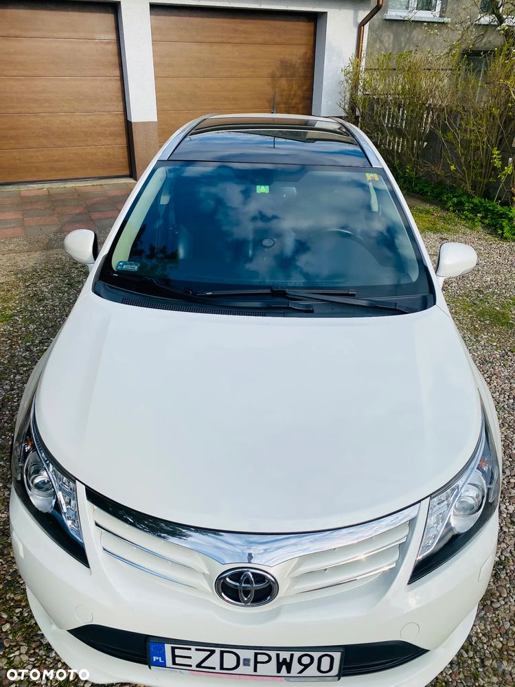 Toyota Avensis 2.0 D-4D Sol - 9