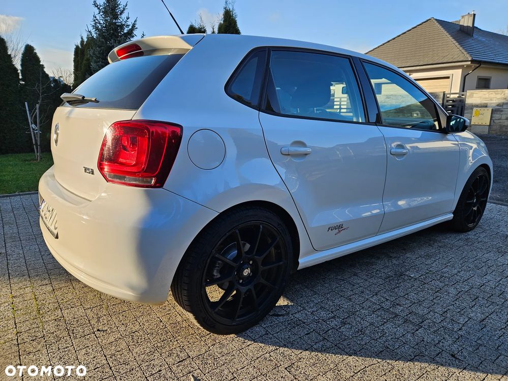 Volkswagen Polo 1.2 TSI Comfortline - 5