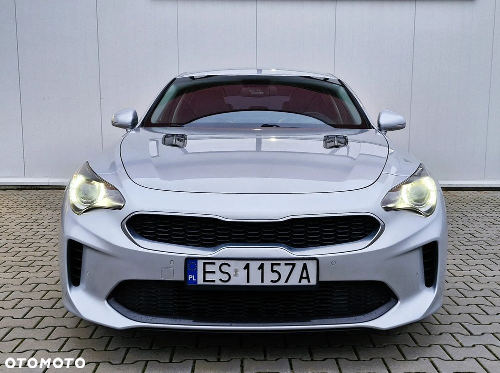Kia Stinger 2.0 T-GDI L - 10