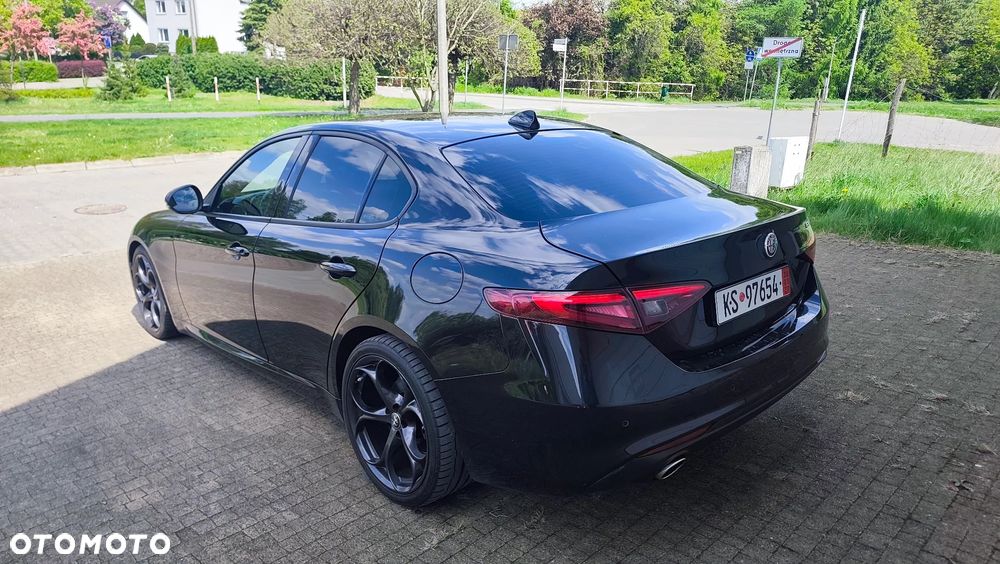 Alfa Romeo Giulia 2.2 D Turbo Super - 5