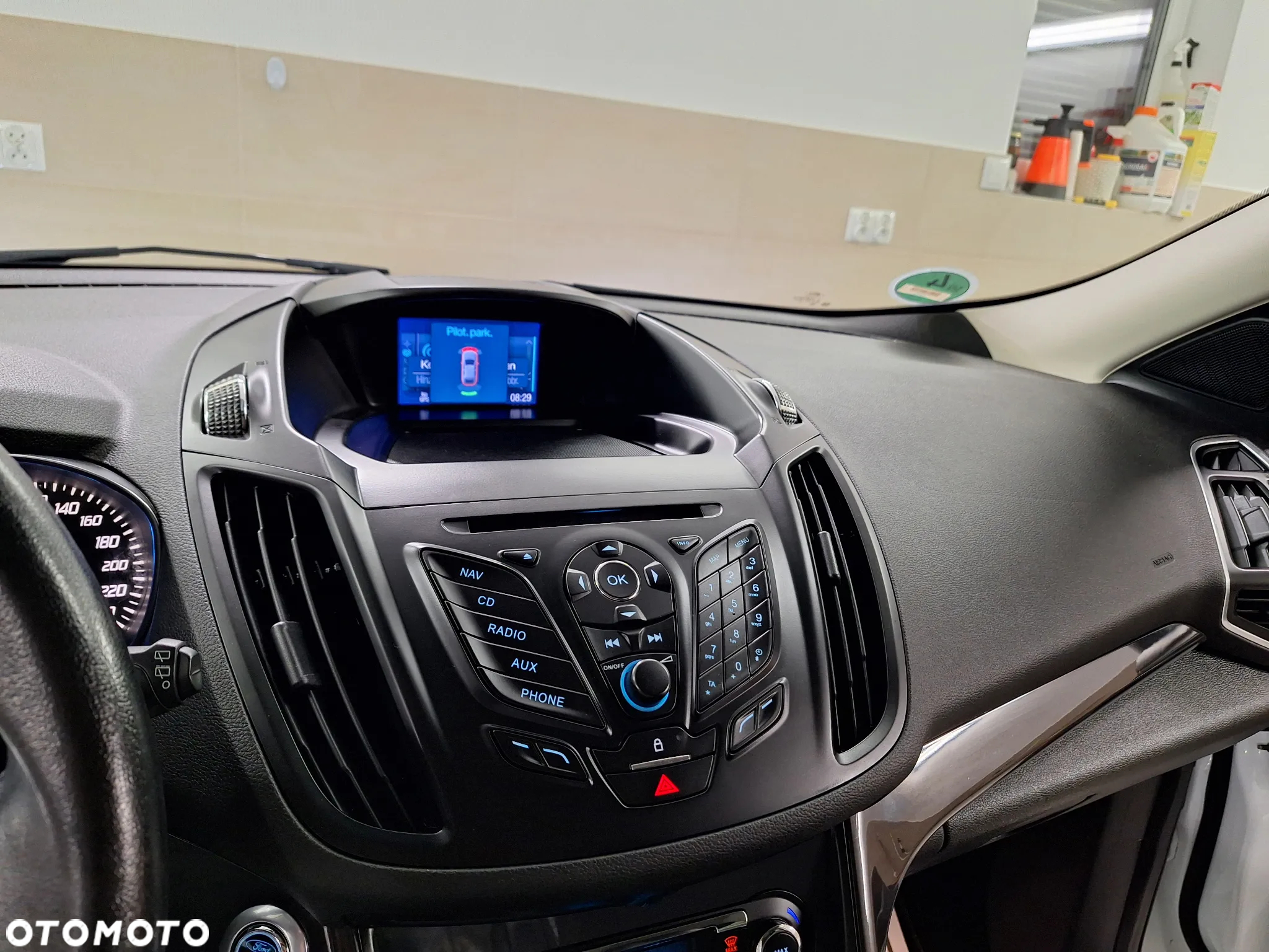 Ford Kuga 2.0 TDCi 4WD Titanium - 35