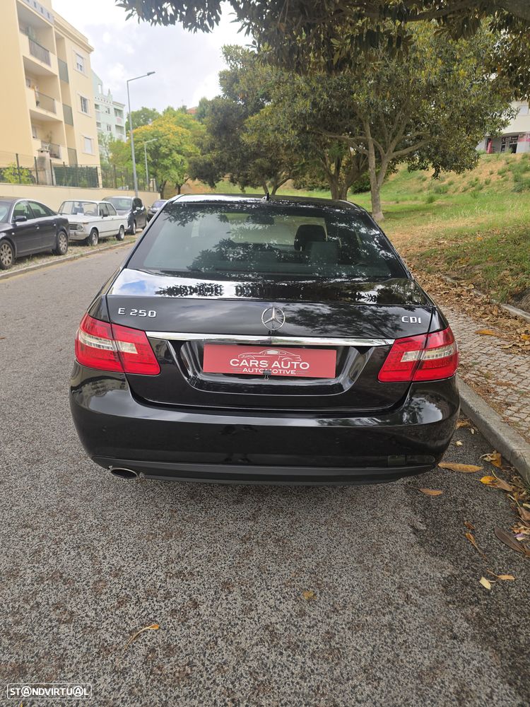 Mercedes-Benz E 250 CDI Elegance BlueEfficiency - 10