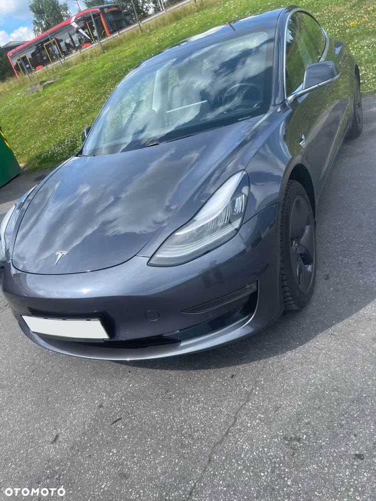 Tesla Model 3 Langstreckenbatterie Allradantrieb Dual Motor - 6