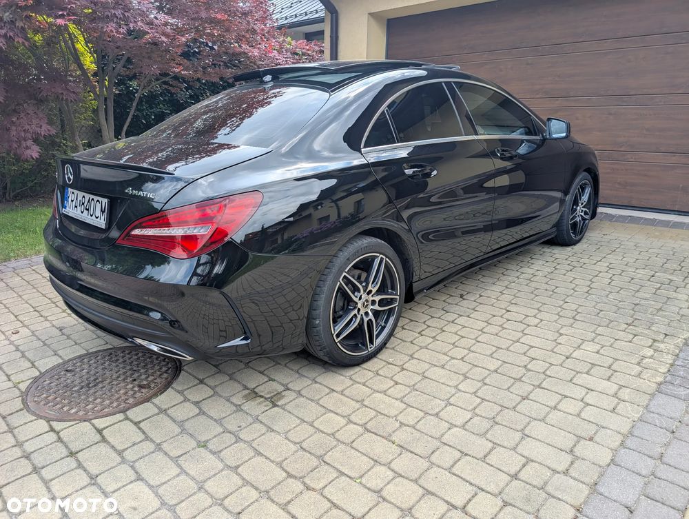 Mercedes-Benz CLA 250 4Matic 7G-DCT Sport - 9