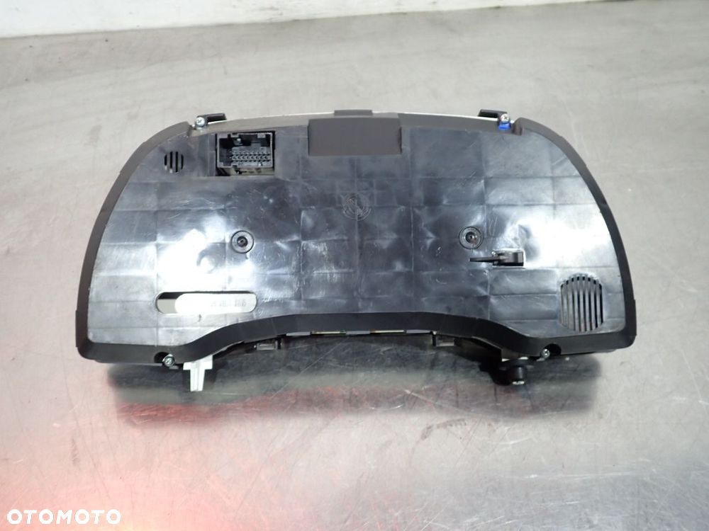 LICZNIK FIAT GRANDE PUNTO - 4