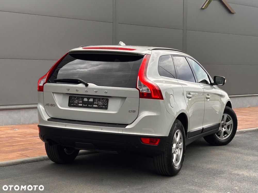 Volvo XC 60 D4 Geartronic Momentum - 19