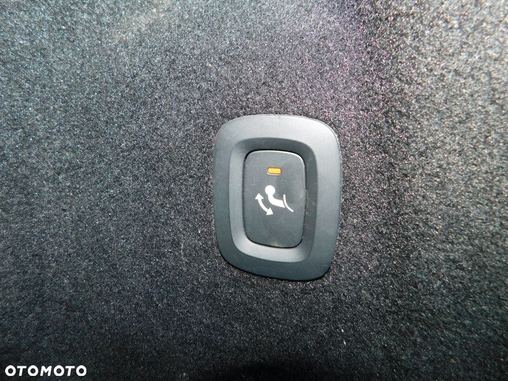 Volvo XC 60 B4 D Plus Bright - 17