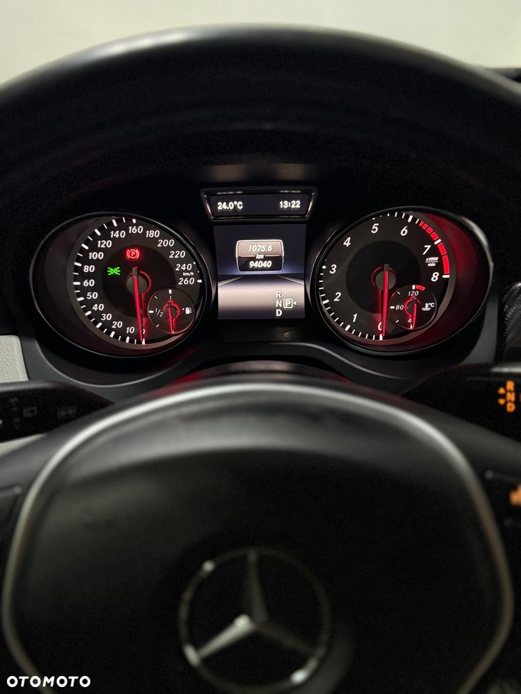 Mercedes-Benz GLA - 10