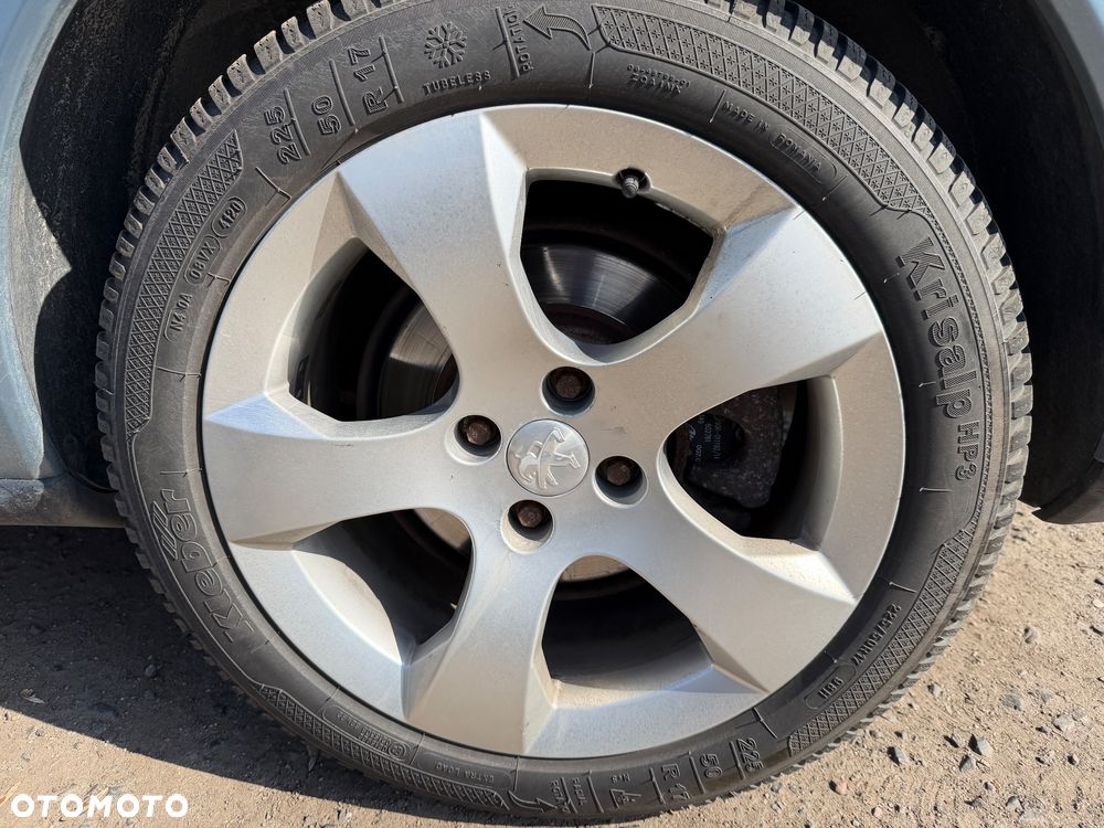 Peugeot 3008 Hybrid4 - 38