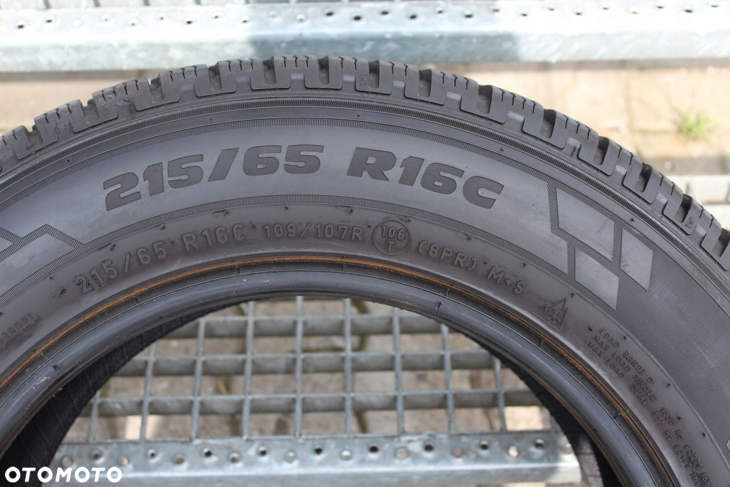 1x 215/65R16C 109/107R PIRELLI CARRIER WINTER 17r 9mm - 3